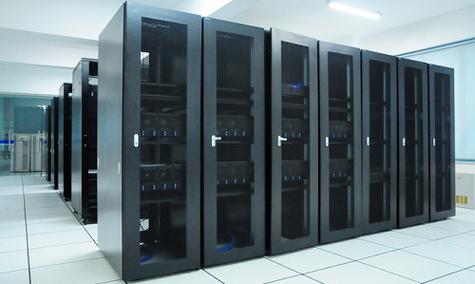 多臺服務(wù)器協(xié)同 構(gòu)建高效數(shù)據(jù)處理與存儲支持服務(wù)